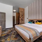 Strachan Family Jasna Hotel