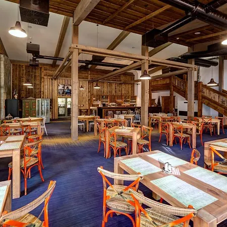 Strachan Family Jasna Hotel