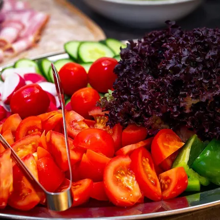 Strachan Family Jasna