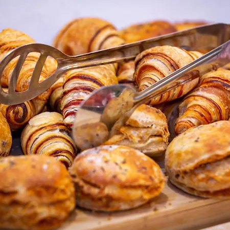 Strachan Family Jasna ホテル 3*