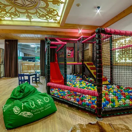 Hotel Strachan Family Jasná Demänovská Dolina