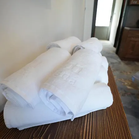 Strachan Family Jasna